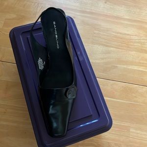 Brand new women's dress shoes